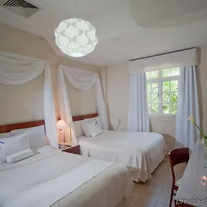 4* Отель Hodelpa Caribe Colonial